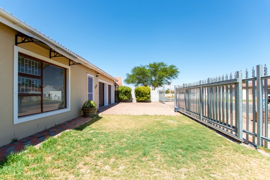 3 Bedroom Property for Sale in Port Owen Western Cape